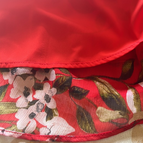 Taylor - Picture 10 of 11